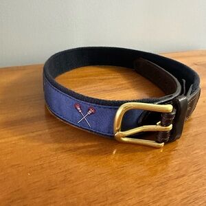 Vineyard Vines Kids Lacrosse Belt with Gold Buckle - Size 26